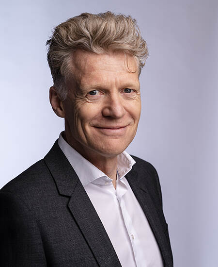 Prof. dr. J.J. (Jan) van Busschbach